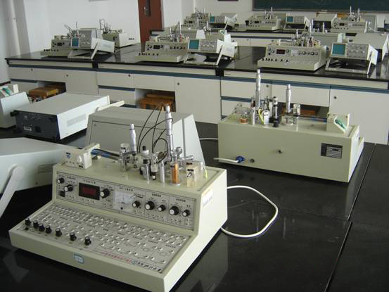 LGJZ-121B型 检测与转换(传感器)技术实验仪